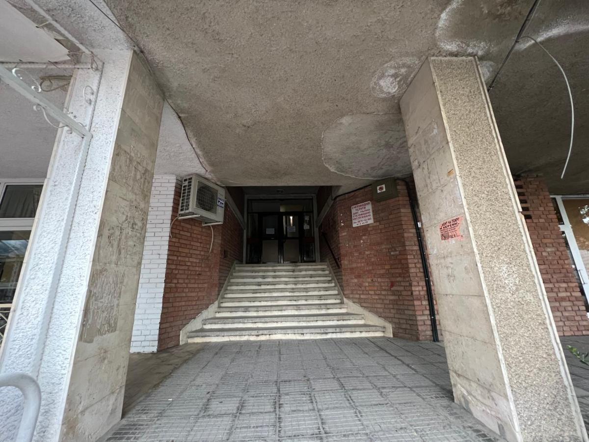 Midtown Apartment Kyrdżali Zewnętrze zdjęcie